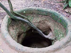 Cu-Chi tunnels